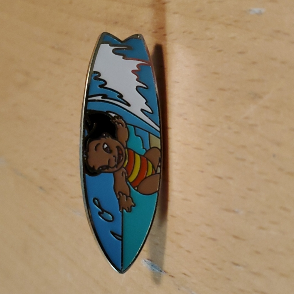 Disney Stitch Surfboard Pin - Picture 1 of 2